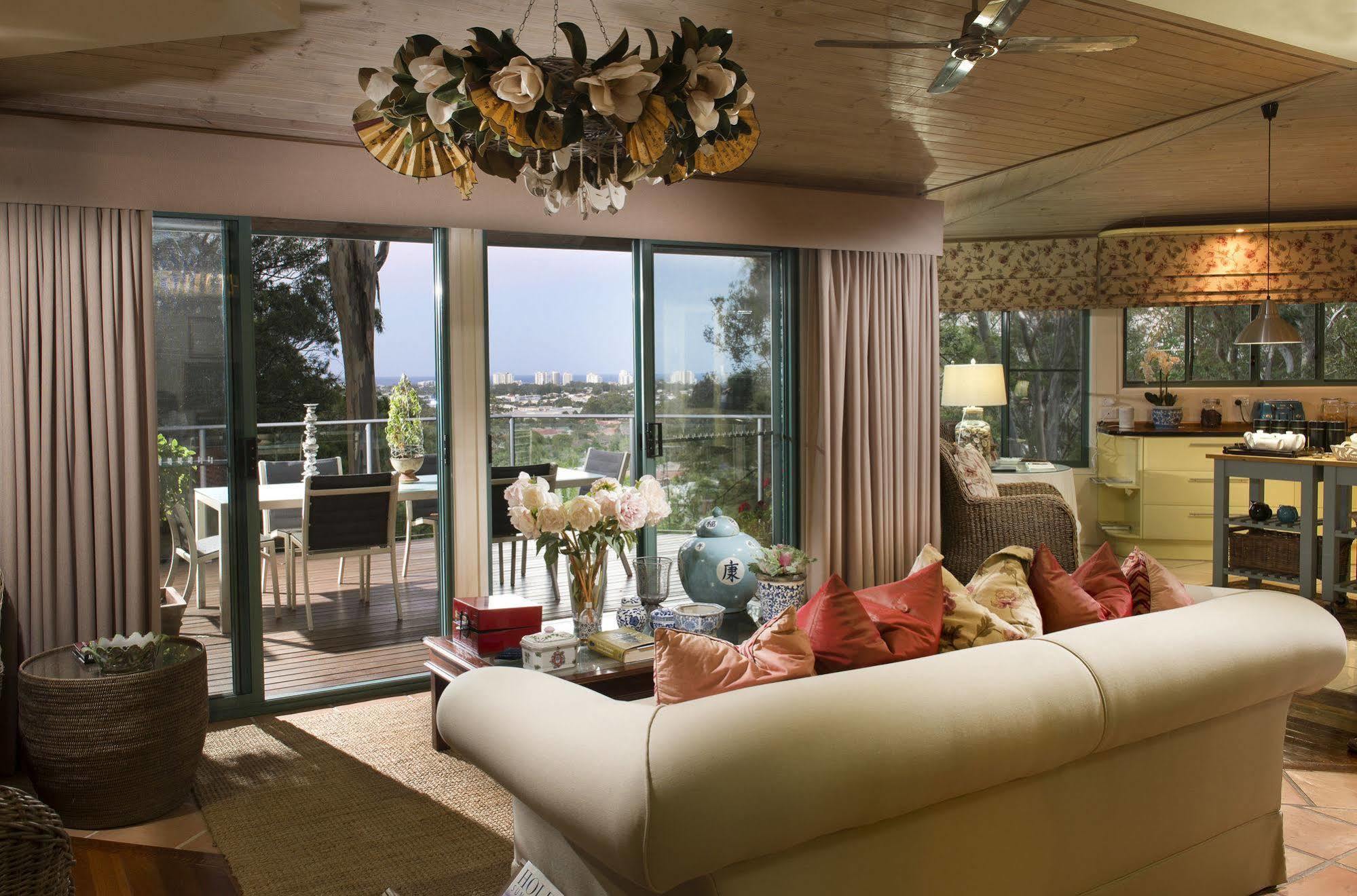 Arabella Guesthouse Alexandra Headland Luaran gambar